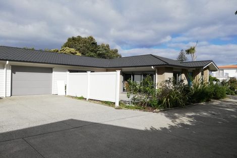 Photo of property in 79 Mckenzie Avenue, Arkles Bay, Whangaparaoa, 0932