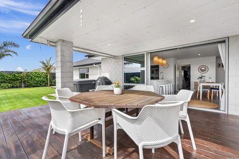 Photo of property in 24 Ferry Road, Waipu, 0510