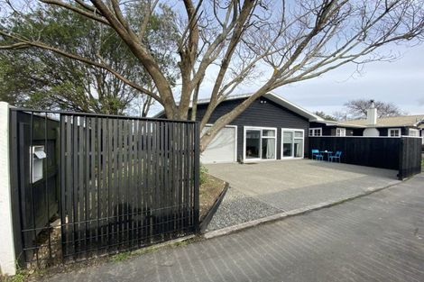Photo of property in 80 Summerhill Drive, Fitzherbert, Palmerston North, 4410