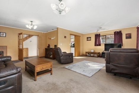 Photo of property in 21 Baltimore Crescent, Totara Park, Upper Hutt, 5018