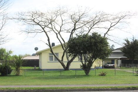 Photo of property in 52 Kawaha Point Road, Kawaha Point, Rotorua, 3010