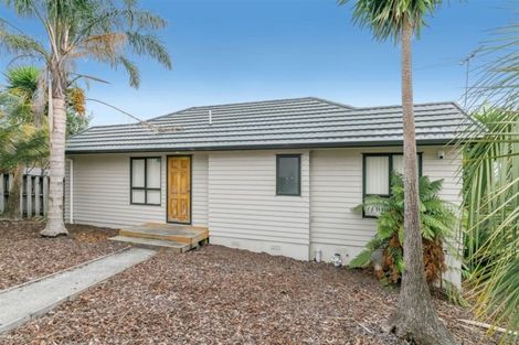 Photo of property in 189 Waimumu Road, Massey, Auckland, 0614