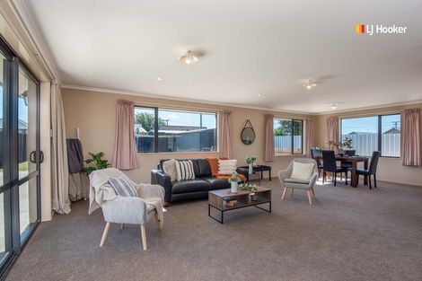 Photo of property in 28 Saunders Road, Mosgiel, 9092