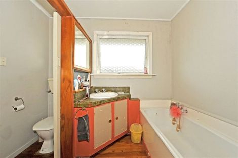 Photo of property in 17 Wesley Street, Kaiapoi, 7630