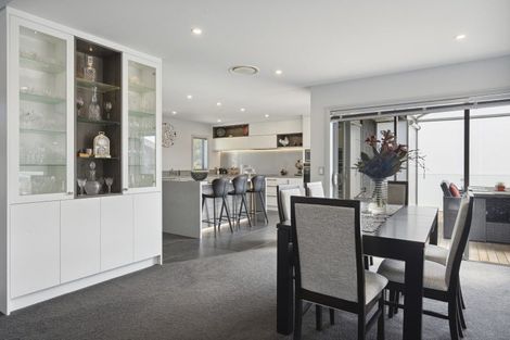 Photo of property in 71 Endeavour Drive, Whitby, Porirua, 5024