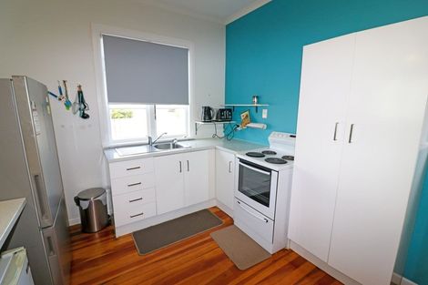 Photo of property in 6 Swinburn Street, Dannevirke, 4930