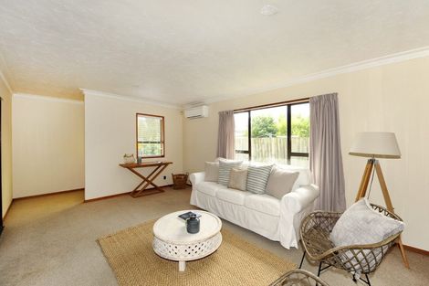 Photo of property in 2/148 Main North Road, Papanui, Christchurch, 8052