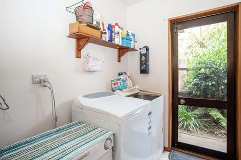 Photo of property in 2/16 James K Baxter Place, Addington, Christchurch, 8024