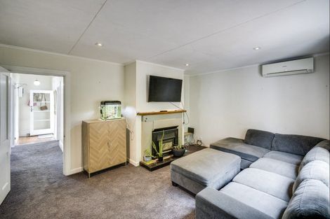 Photo of property in 9 Chaucer Road, Hospital Hill, Napier, 4110