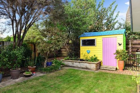 Photo of property in 21 Burn-murdoch Street, St Andrews, Hamilton, 3200