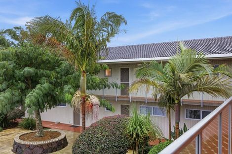 Photo of property in 15/83 Lake Road, Devonport, Auckland, 0622