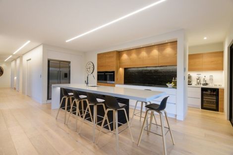 Photo of property in 210 Oceanbeach Road, Mount Maunganui, 3116