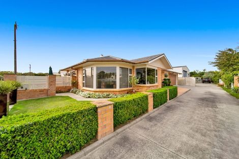 Photo of property in 11 Grey Street, Hawera, 4610