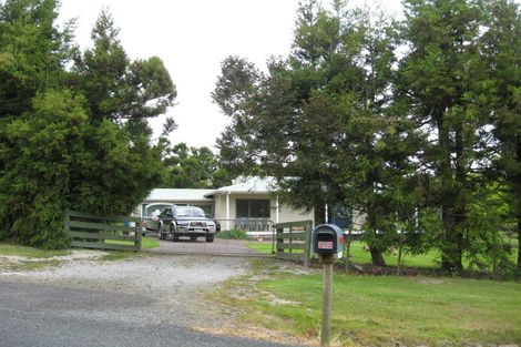 Photo of property in 170 Pomona Road, Kumeu, 0891