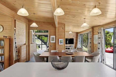 Photo of property in 21 Kotare Place, Kaiteriteri, Motueka, 7197