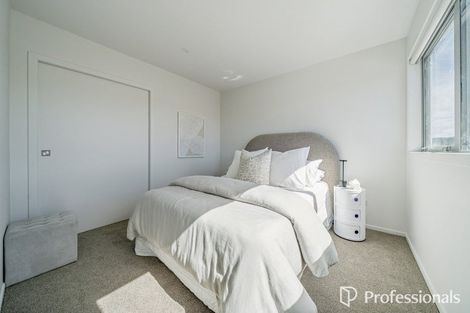 Photo of property in 11 Collingwood Street, Waterloo, Lower Hutt, 5011