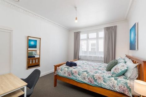 Photo of property in 24 Riddlers Crescent, Petone, Lower Hutt, 5012