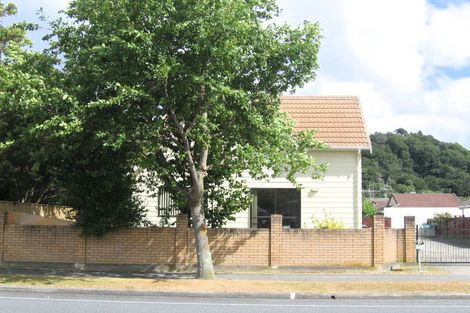 Photo of property in 30 Gemstone Drive, Birchville, Upper Hutt, 5018