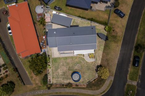 Photo of property in 28 Charles Green Drive, Cooks Beach, Whitianga, 3591