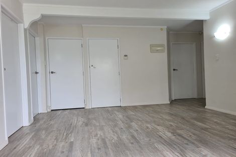 Photo of property in 110 Lauderdale Road, Birkdale, Auckland, 0626