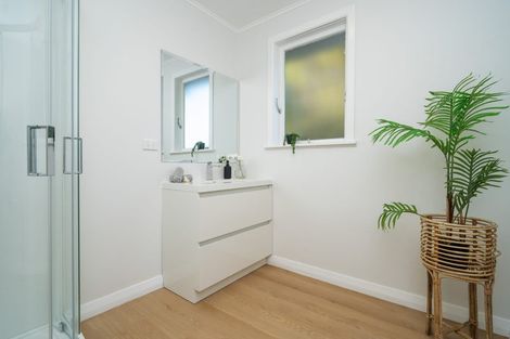 Photo of property in 4 Mayfair Place, Tawa, Wellington, 5028