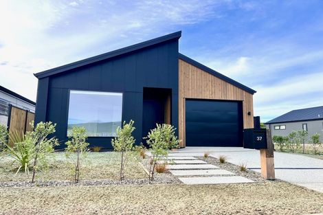 Photo of property in 37 Vintage Street, Cromwell, 9310