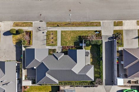 Photo of property in 42 Brockelbank Drive, Kaiapoi, 7630