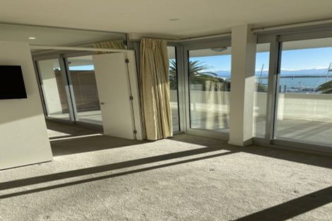 Photo of property in Latitude 41, 10/269 Wakefield Quay, Stepneyville, Nelson, 7010