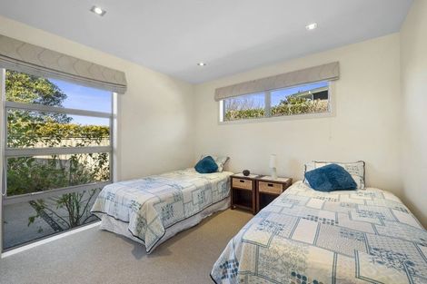 Photo of property in 4 St Andrews Parkway, Waiwhakaiho, New Plymouth, 4312