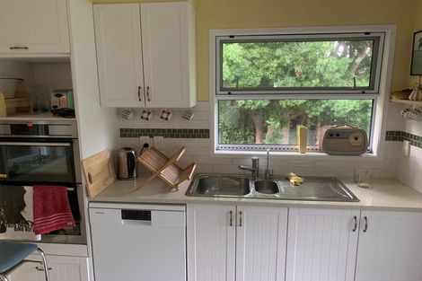 Photo of property in 5 Tirimoana Place, Te Awanga, 4102