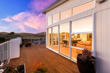 Photo of property in 61 Saint Ives Drive, Camborne, Porirua, 5026