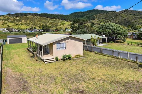 Photo of property in 30 Cordyline Road, Port Waikato, Tuakau, 2695