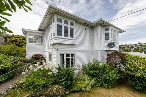 Photo of property in 71 Cockayne Road, Khandallah, Wellington, 6035