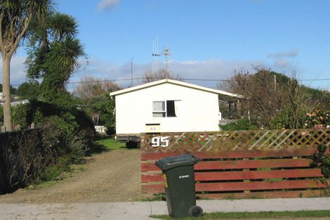 Photo of property in 95 Atkinson Avenue, Otaki Beach, Otaki, 5512