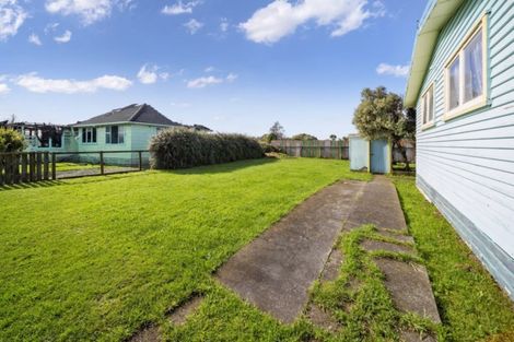 Photo of property in 3 Mcguire Street, Hawera, 4610