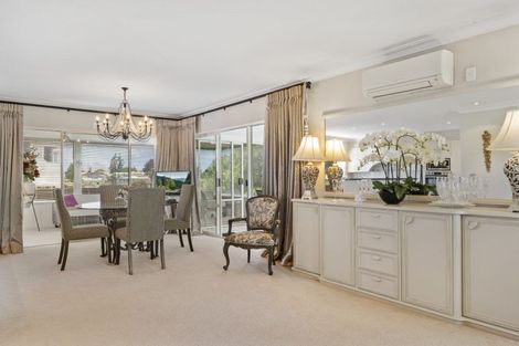 Photo of property in 2 Eighth Avenue, Tauranga, 3110