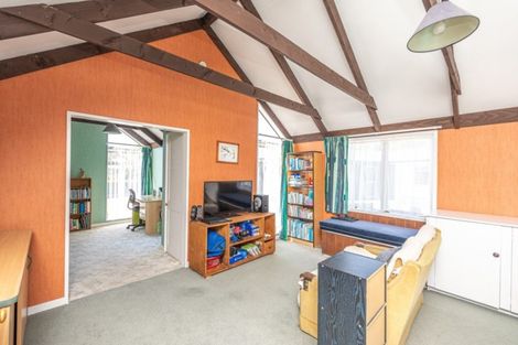 Photo of property in 67 Parkes Avenue, Saint Johns Hill, Whanganui, 4501