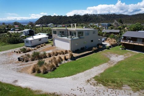 Photo of property in 5 The Parade, Okarito, Whataroa, 7886