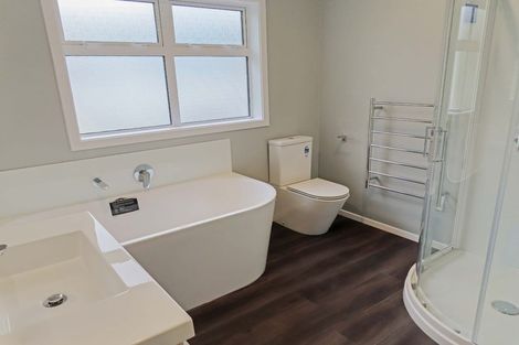 Photo of property in 4 Delaney Drive, Stokes Valley, Lower Hutt, 5019