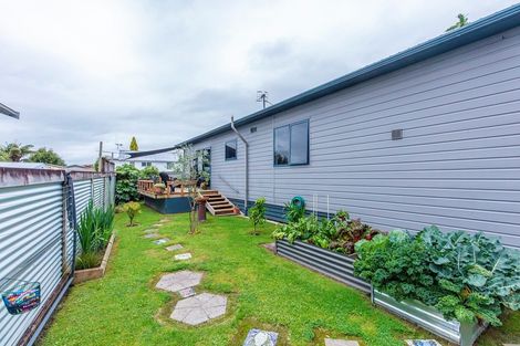 Photo of property in 3 Vincent Drive, Levin, 5510