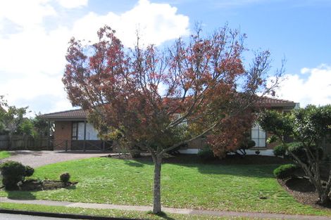 Photo of property in 73 Mirrabooka Avenue, Botany Downs, Auckland, 2010