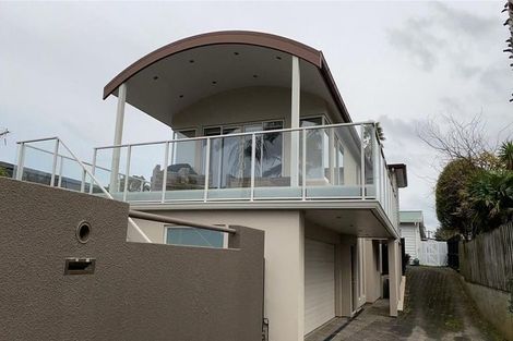 Photo of property in 1/43 Castor Bay Road, Castor Bay, Auckland, 0620