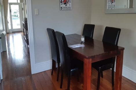 Photo of property in 62 Strasbourge Street, Martinborough, 5711