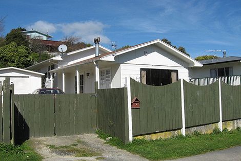 Photo of property in 14 Antrim Crescent, Wainuiomata, Lower Hutt, 5014