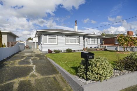 Photo of property in 22 Ronberg Street, Highbury, Palmerston North, 4412