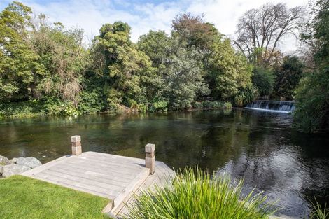 Photo of property in 8 Wood Lane, Fendalton, Christchurch, 8014