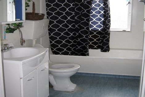 Photo of property in 13 Hall Street, Newtown, Wellington, 6021