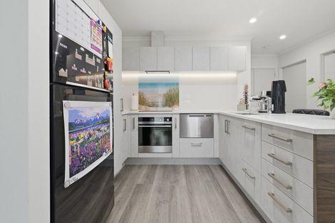 Photo of property in 204a Darraghs Road, Brookfield, Tauranga, 3110