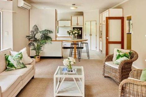 Photo of property in 51 Peterhouse Street, Tawa, Wellington, 5028