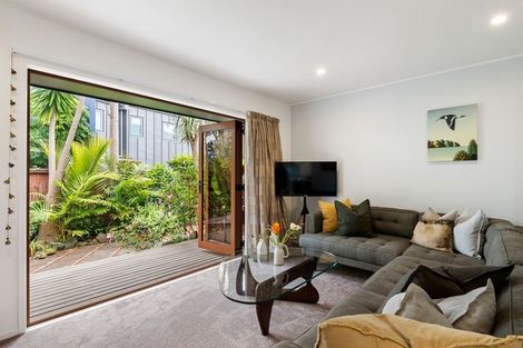 Photo of property in 3/41 Rawhiti Road, One Tree Hill, Auckland, 1061